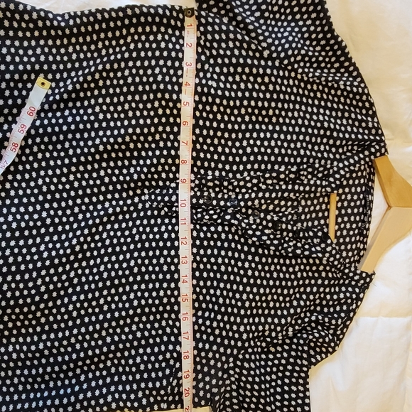 Womens black and white long sleeve top - Picture 8 of 8